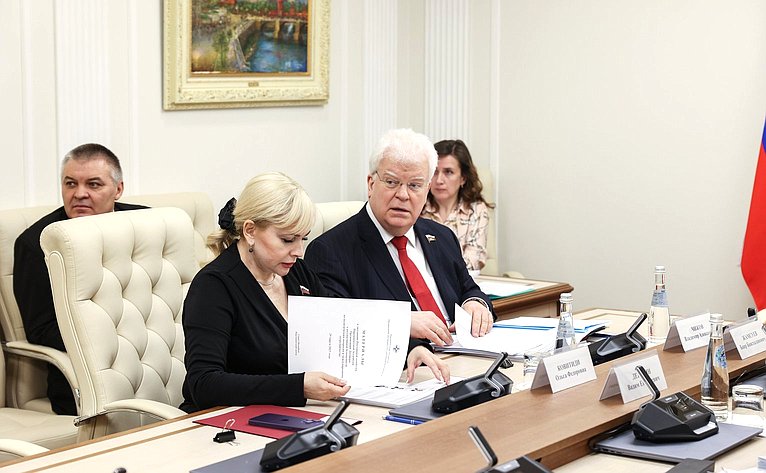 Участие сенаторов РФ в заседании Постоянной комиссии ПА ОДКБ по политическим вопросам и международному сотрудничеству