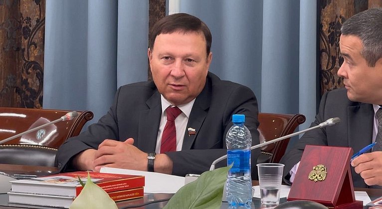 Александр Ролик