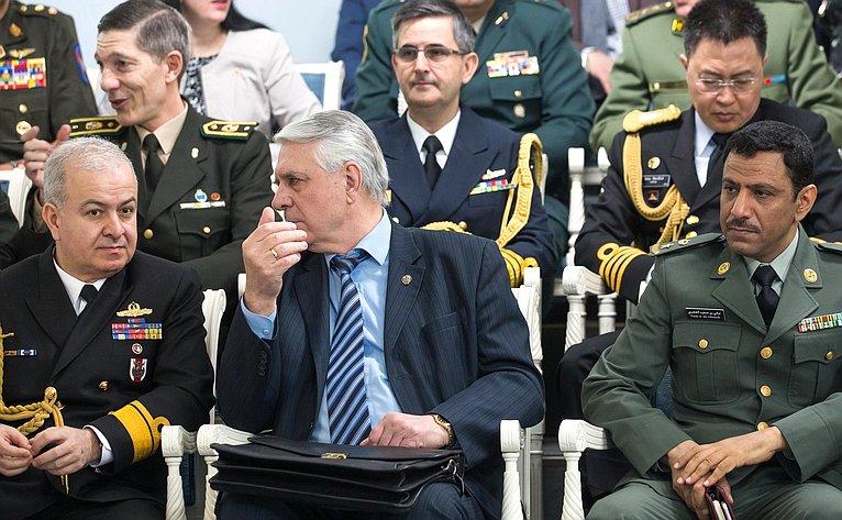 Встреча членов Комитета СФ по обороне и безопасности с военными атташе иностранных государств