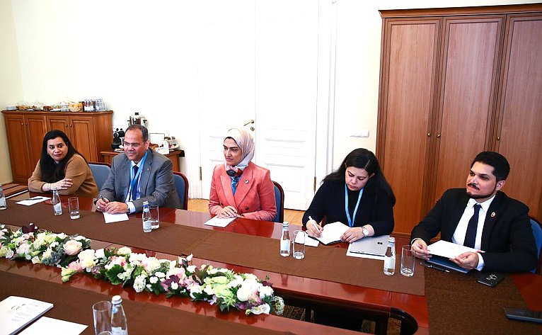 Встреча Г. Кареловой с Генеральным секретарем Верховного совета по делам женщин Королевства Бахрейн Халой Аль-Ансари