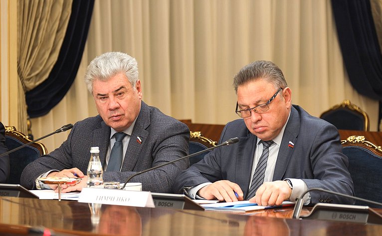 Виктор Бондарев и Вячеслав Тимченко