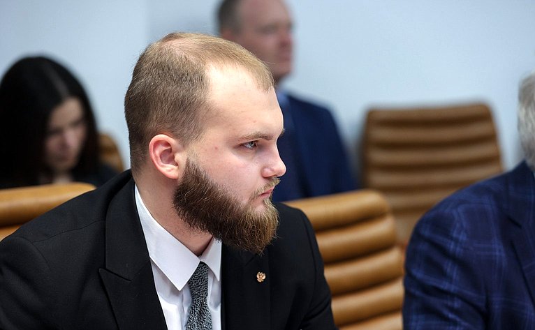 Заседание секции «Цифровая промышленность» Совета по развитию цифровой экономики при СФ «Распространение Российских цифровых платформ и продуктов»