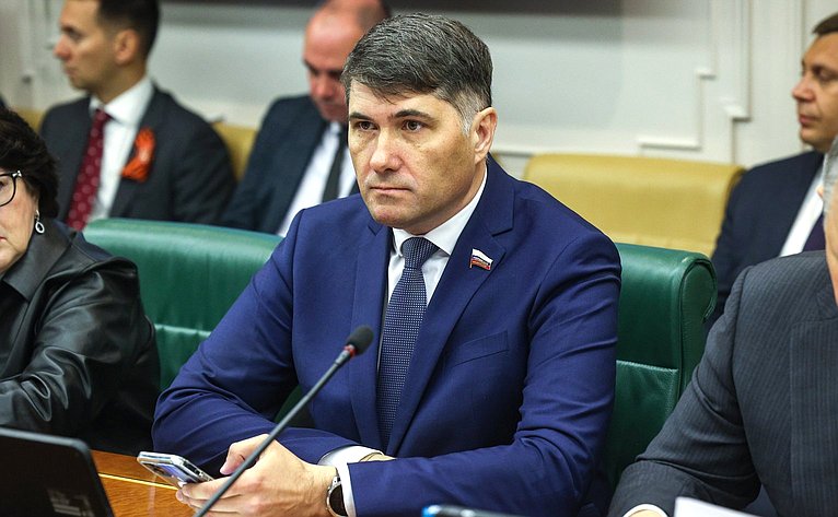 Владимир Пушкарев
