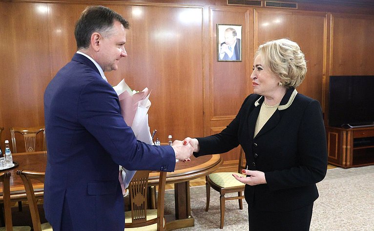 Валентина Матвиенко провела встречу с губернатором Ростовской области Юрием Слюсарем