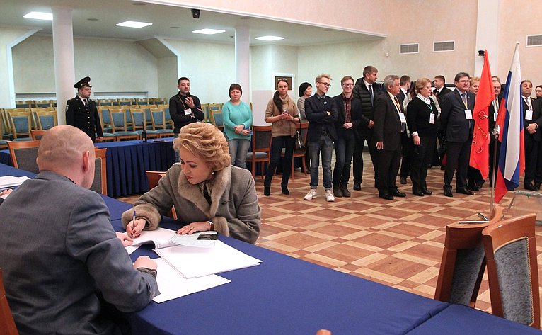 В. Матвиенко проголосовала на выборах Президента в Санкт-Петербурге