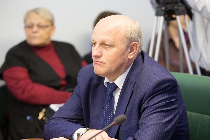 Расширенное заседание Комитета СФ по социальной политике с участием представителей органов государственной власти Ленинградской области