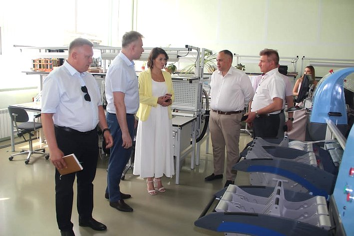 Маргарита Павлова осмотрела в Челябинске производство по выпуску высокотехнологичной продукции для оборонной и гражданской промышленности