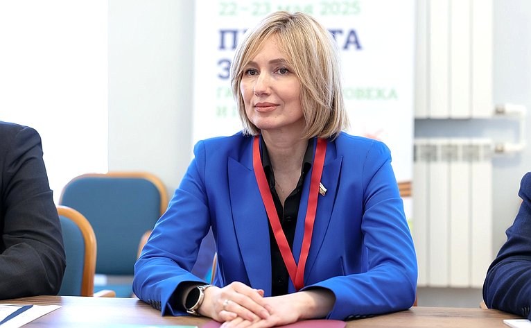 Татьяна Сахарова