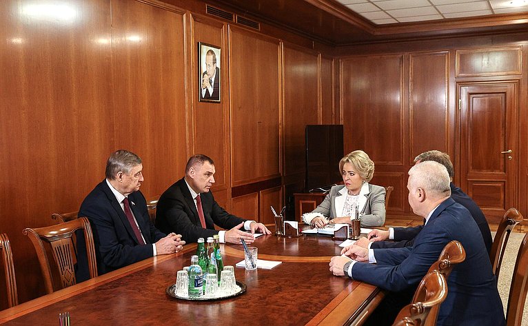 Валентина Матвиенко провела встречу с руководством Республики Марий Эл