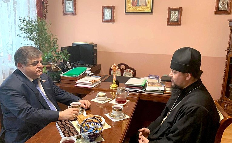Владимир Джабаров обсудил с Архиепископом Биробиджанским и Кульдурским вопросы строительства одного из православных храмов в Биробиджане
