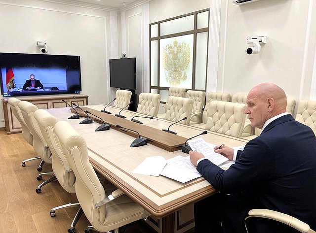 Александр Карелин принял участие в режиме ВКС в работе 21-го заседания Комиссии по сотрудничеству между Советом Федерации и Сенатом Парламента Республики Казахстан