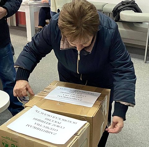 Елена Бибикова приняла участие в проведении в Псковской области Всероссийской акции «Подарок солдату»
