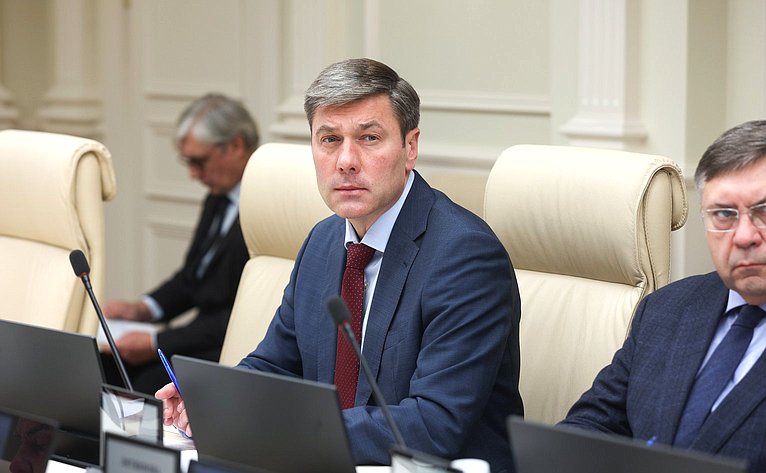 Круглый стол на тему «Права потребителей при оказании платных образовательных услуг»