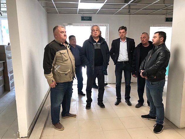Баир Жамсуев в ходе поездки в регионе проинспектировал объекты строительства и капитального ремонта, работа на которых ведется в рамках национальных проектов и государственных программ