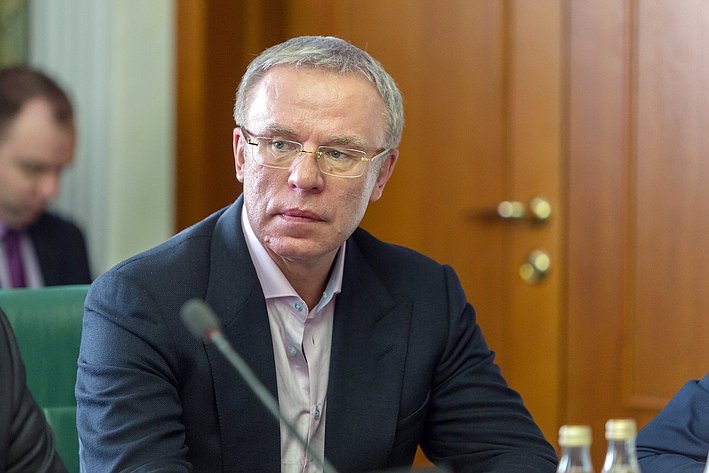 В. Фетисов Заседание Комитета Совета Федерации по экономической политике 4