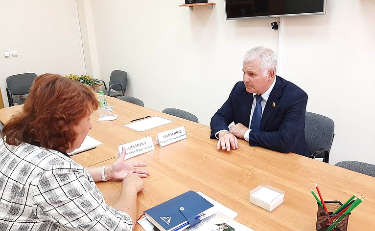Сергей Мартынов в ходе работы в регионе провел встречу с министром образования и науки Марий Эл Натальей Адамовой