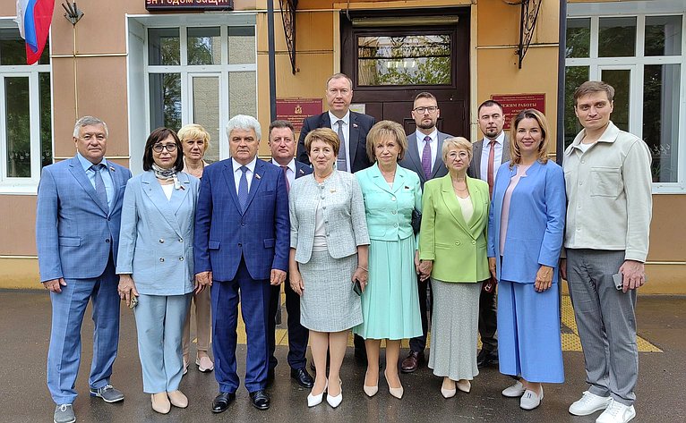 Выездное заседание Комитета СФ по науке, образованию и культуре «Целевое обучение как эффективный механизм подготовки кадров и их закрепления на рынке труда: опыт Смоленской области»