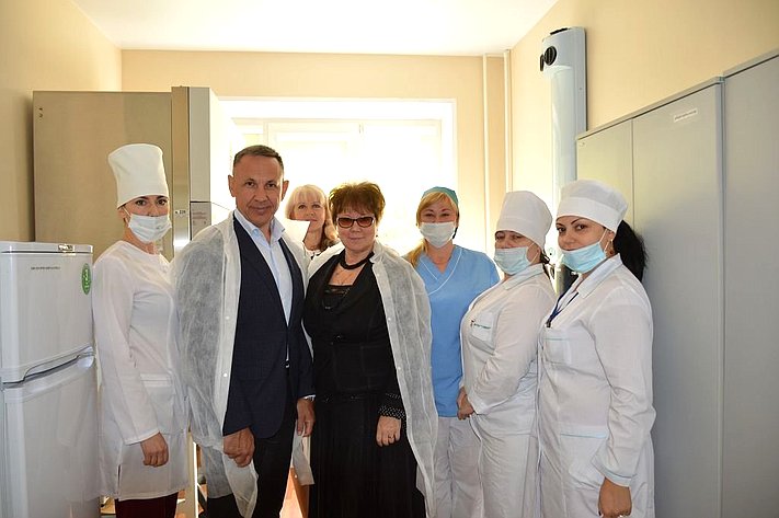 Олег Алексеев в ходе работы в регионе посетил ФГБУ «Саратовская межобластная ветеринарная лаборатория»