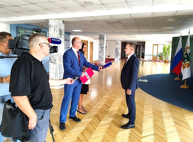 Владимир Кравченко подвел итоги полугодия и рассказал о планах деятельности в Совете Федерации