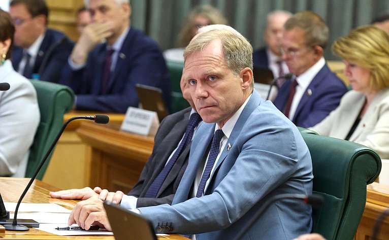 Андрей Кутепов
