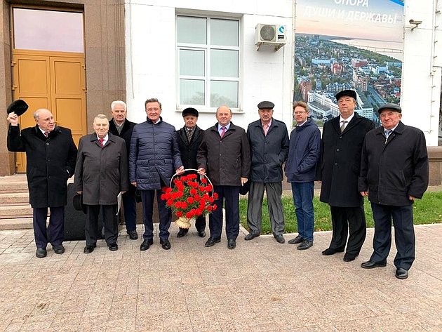 Сергей Рябухин в ходе своей рабочей поездки в регион принял участие в мероприятии приуроченному к 104-ой годовщине со дня основания комсомола