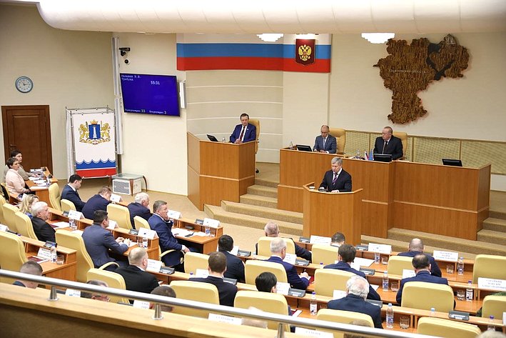 Сергей Рябухин в ходе своей рабочей поездки в регион принял участие в 56-ом заседании Законодательного Собрания области
