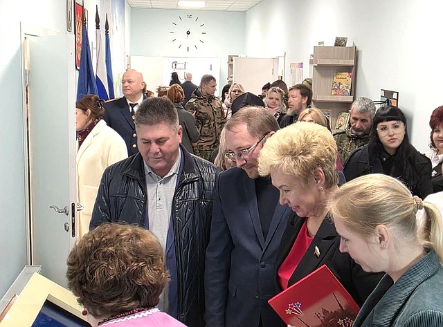 Ольга Бас в ходе поездки в регион посетила модульную библиотеку нового поколения «Казачок»