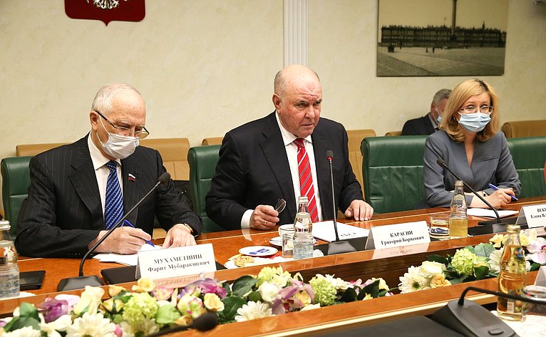 Григорий Карасин провел встречу с Чрезвычайным и Полномочным Послом Киргизской Республики в РФ Гульнарой-Кларой Самат