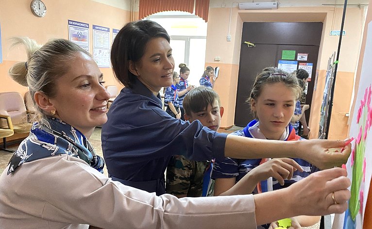 Маргарита Павлова в рамках работы в регионе приняла участие во Всероссийском форуме «Здоровая семья»