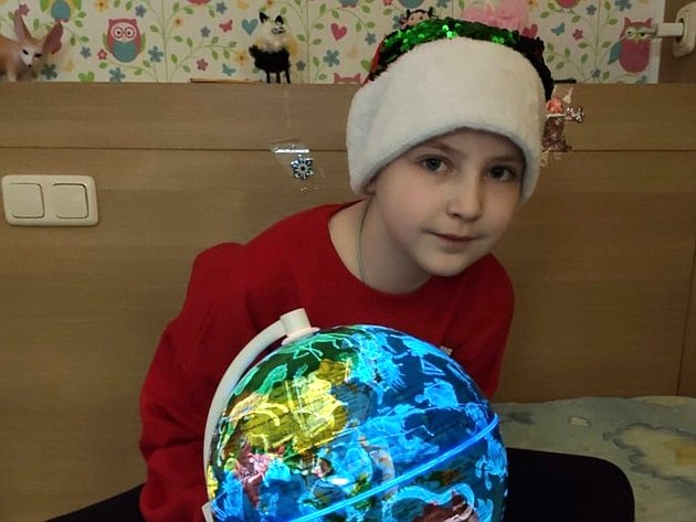 Cергей Колбин передал подарки детям города Севастополя в рамках акции «Ёлка желаний»
