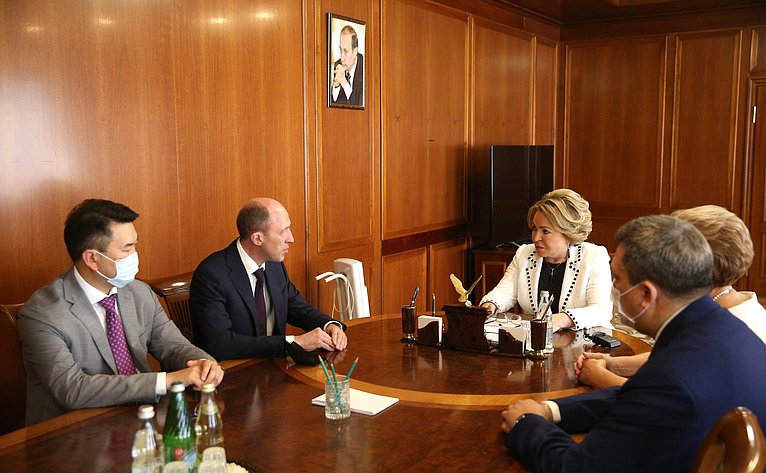 Встреча Председателя СФ Валентины Матвиенко с руководителями Республики Алтай