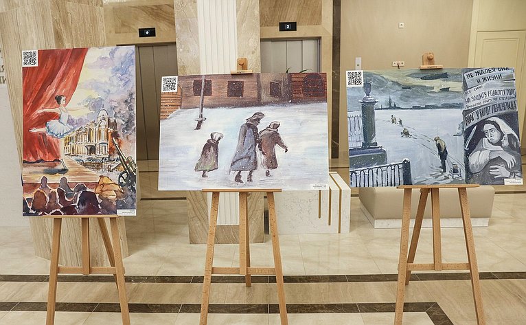 В СФ открылась выставка победителей конкурса детского рисунка к 80-летию прорыва блокады Ленинграда