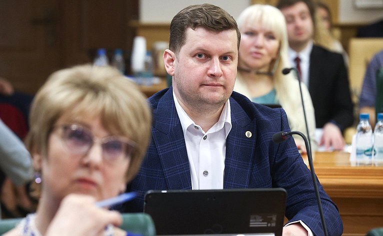 Заседание Общественного Экспертного совета по утверждению традиционных ценностей, воспитанию гармоничной личности, здоровой семьи и солидарного общества