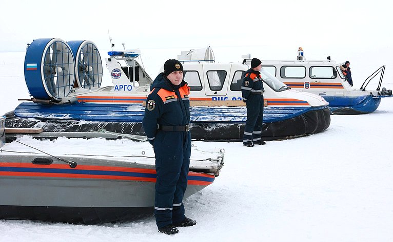 Юрий Воробьев открыл в Вытегре фестиваль водолазных профессий «Русский лед – 2023»
