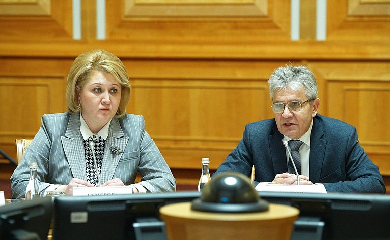 Лилия Гумерова приняла участие в заседании Совета по региональной политике Российской академии наук в Уфе