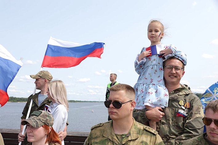Ольга Щетинина приняла участие в патриотической акции, приуроченной ко Дню России