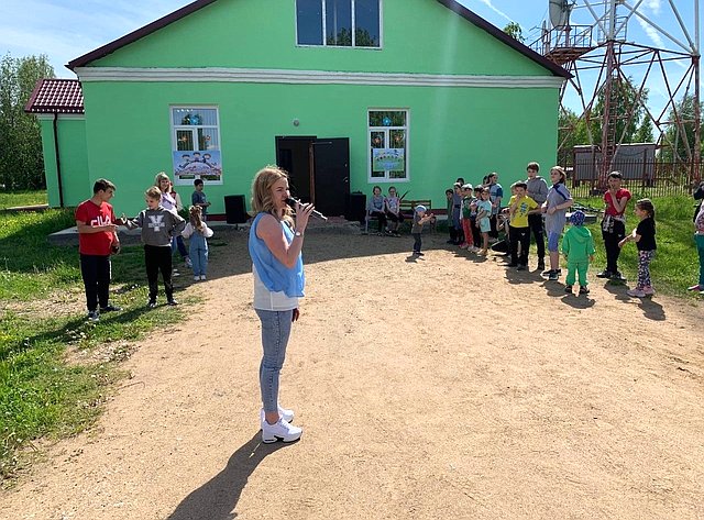 Ирина Кожанова с рабочим визитом посетила Духовщинский район Смоленской области