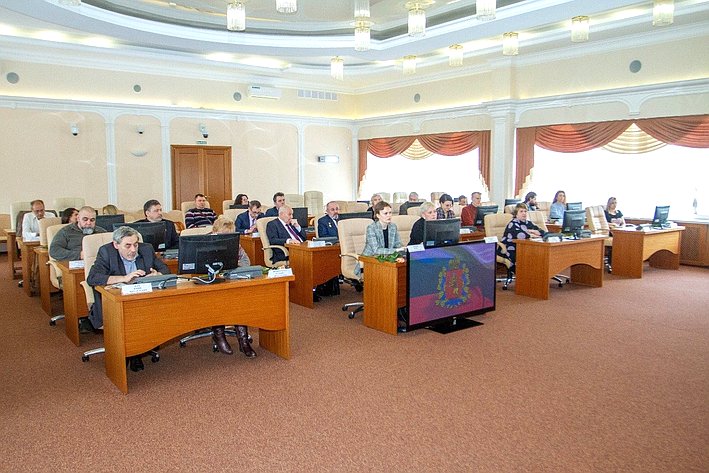 Ольга Хохлова приняла участие во встрече с общественниками и активистами Владимирской области