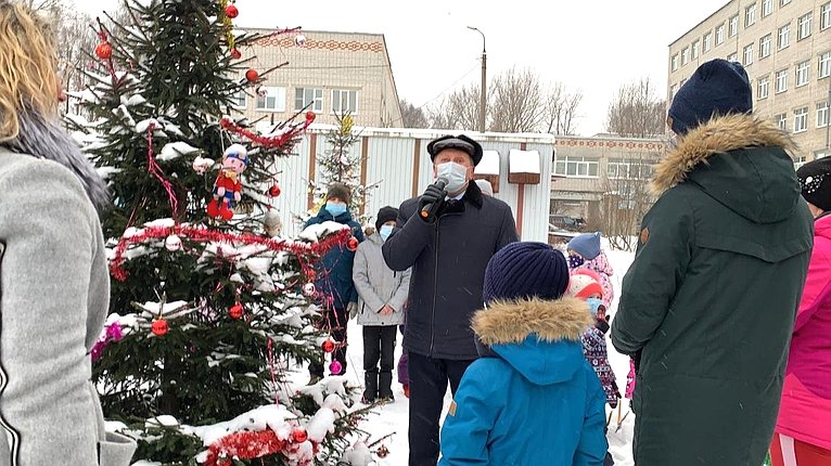 Сергей Березкин в преддверии Нового года встретился с детьми – пациентами отделения Областной детской клинической больницы в Ярославле