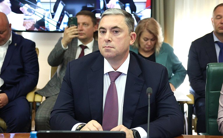 Расширенное заседание Комитета СФ по аграрно-продовольственной политике и природопользованию (в рамках Дней Саратовской области в Совете Федерации)