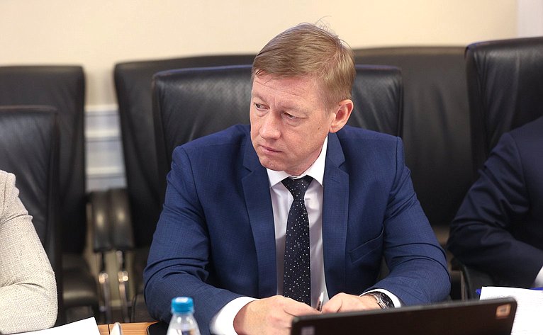 Круглый стол Комитета СФ по федеративному устройству, региональной политике, МСУ и делам Севера на тему «Государственная поддержка закрытых административно-территориальных образований»