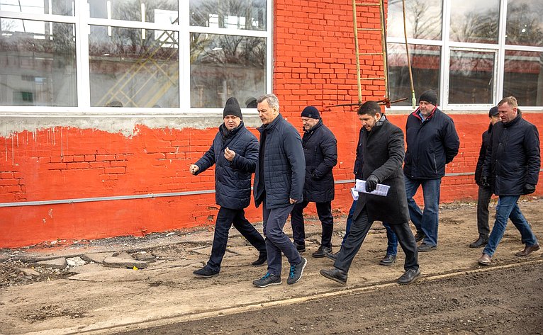 Андрей Яцкин в ходе рабочей поездки в регион посетил город Таганрог и осмотрел объекты модернизируемой городской среды