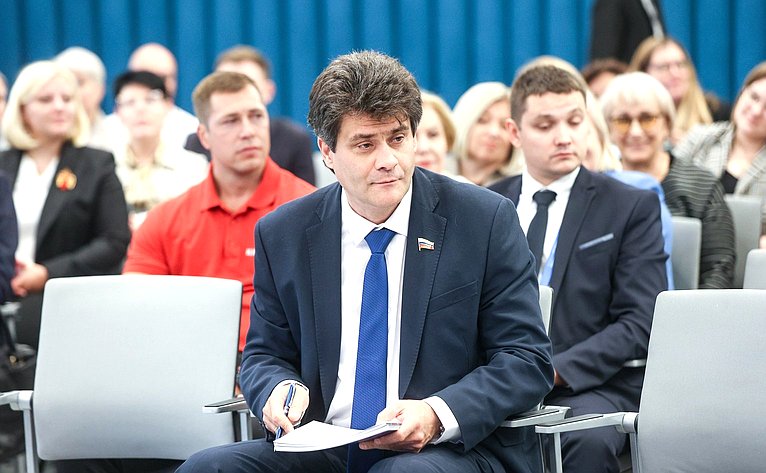 Александр Высокинский