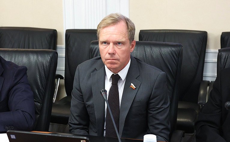 Андрей Кутепов