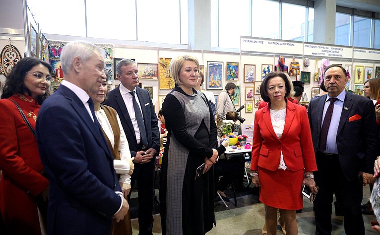 Лилия Гумерова открыла выставку народных промыслов и ремесел в Уфе