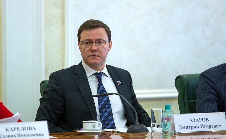 Д. Азаров на заседании Совета социальных инноваций субъектов Российской Федерации при верхней палате парламента