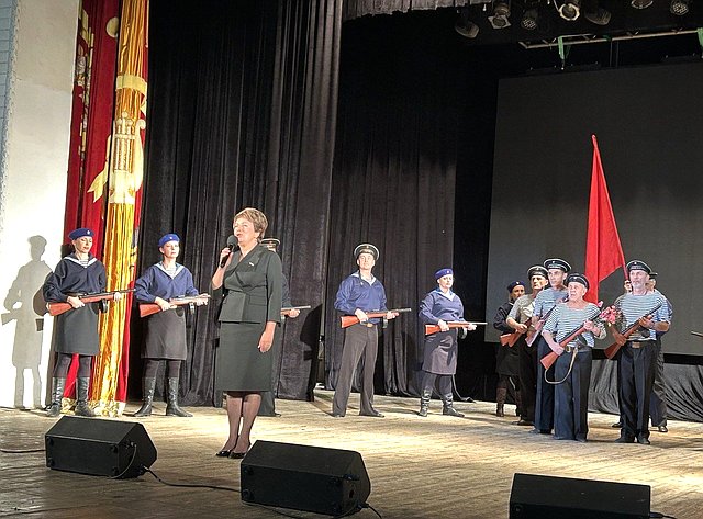 Екатерина Алтабаева посетила концерт, посвящённый Дню гимна Севастополя
