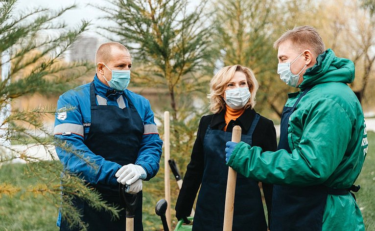 Инна Святенко в рамках региональной недели приняла участие в эколого-патриотической акции