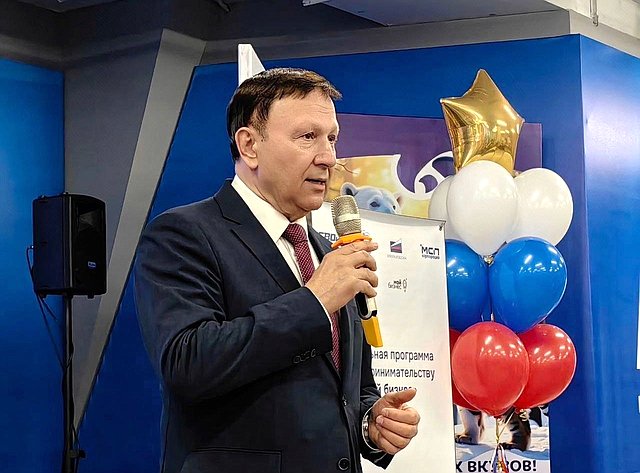 Александр Ролик