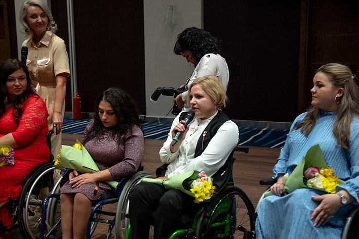 Маргарита Павлова открыла седьмой благотворительный конкурс красоты и таланта «Рожденная побеждать!» для женщин с ограниченными возможностями здоровья, передвигающихся на колясках